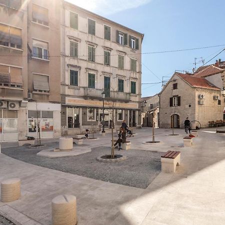 Studio Apartments Insula Split Bagian luar foto